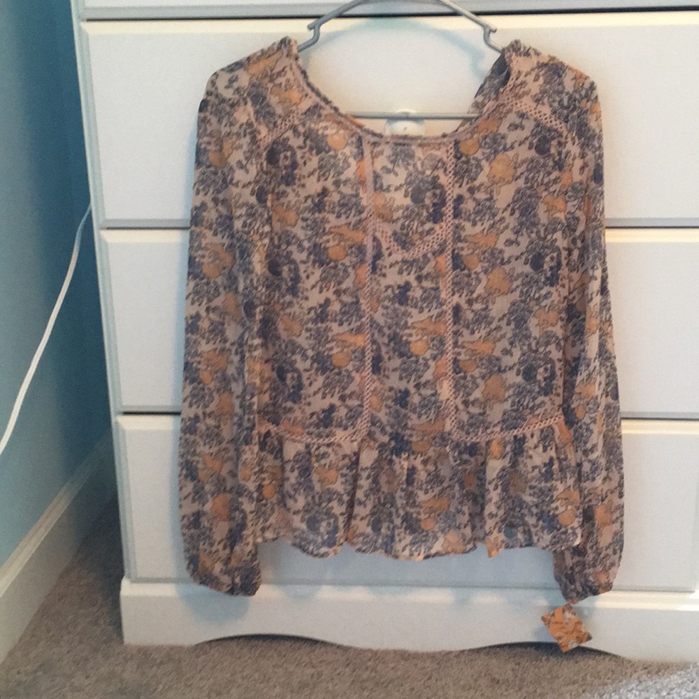 See through shirt tan and navy